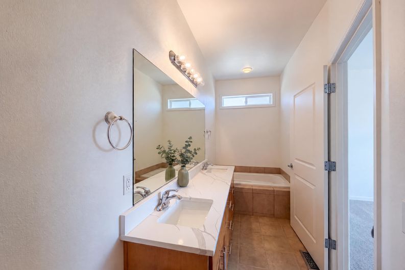 Photo 13 of 23 of 19015 SW Jessica Way, Beaverton, OR