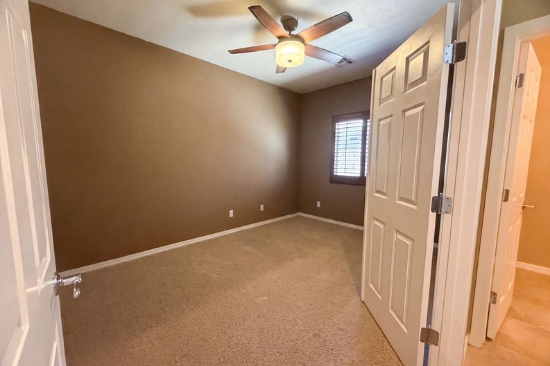 Photo 12 of 24 of 7533 W Rushmore Way, Florence, AZ