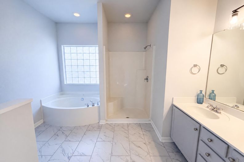Photo 14 of 28 of 2090 Audubon Dr, Rock Hill, SC