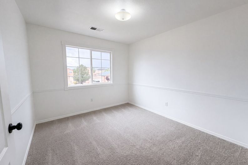 Photo 11 of 24 of 429 Playful Meadows Dr NE, Rio Rancho, NM