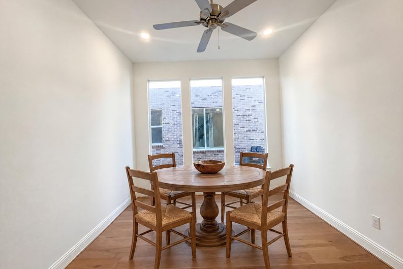 Photo 10 of 22 of 6824 Steiger Trl, McKinney, TX