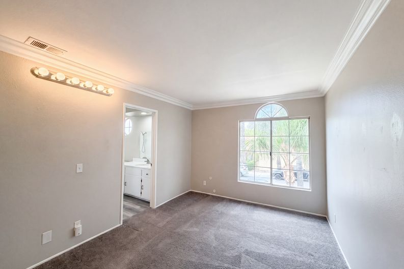 Photo 13 of 22 of 39676 Ridgedale Dr, Murrieta, CA
