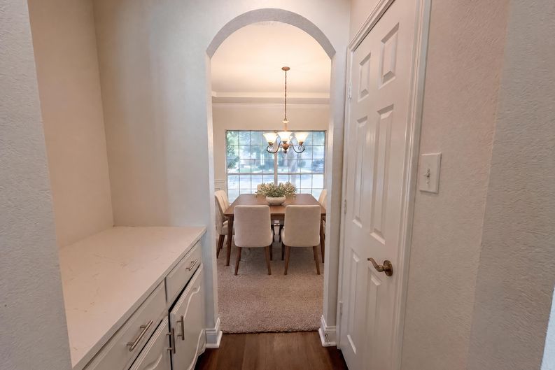 Photo 12 of 29 of 1803 High Meadow St, Glenn Heights, TX