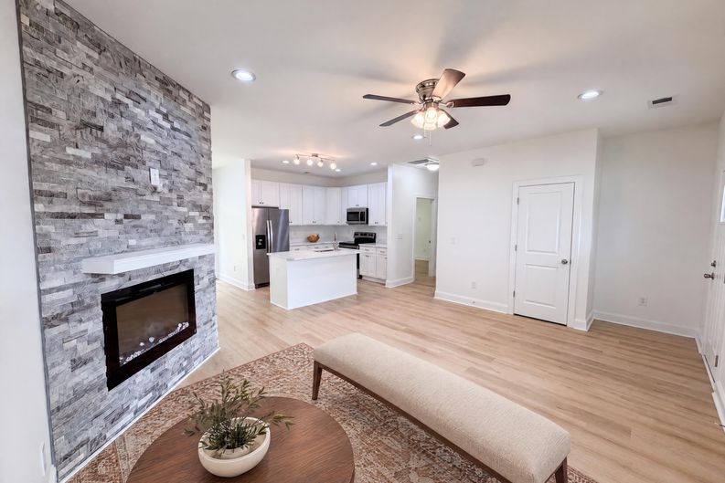 Photo 7 of 20 of 145 Pond Oak Ln, Columbia, SC