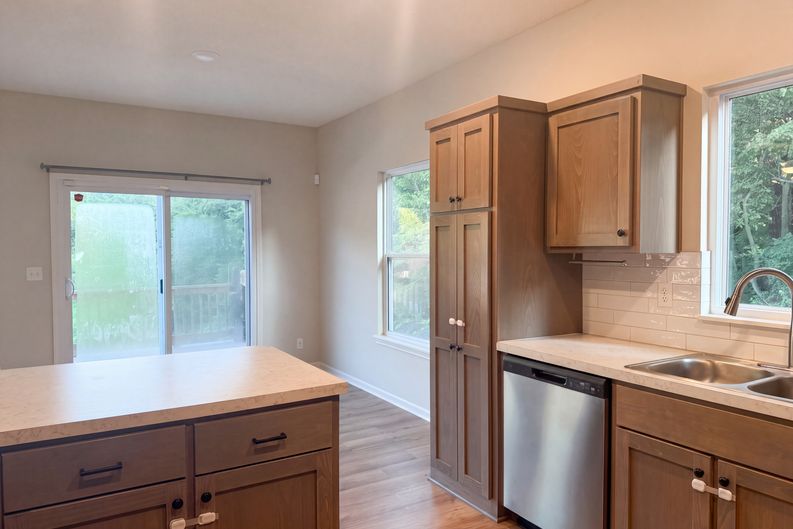 Photo 6 of 19 of 3036 N Getty St, Kansas City, KS