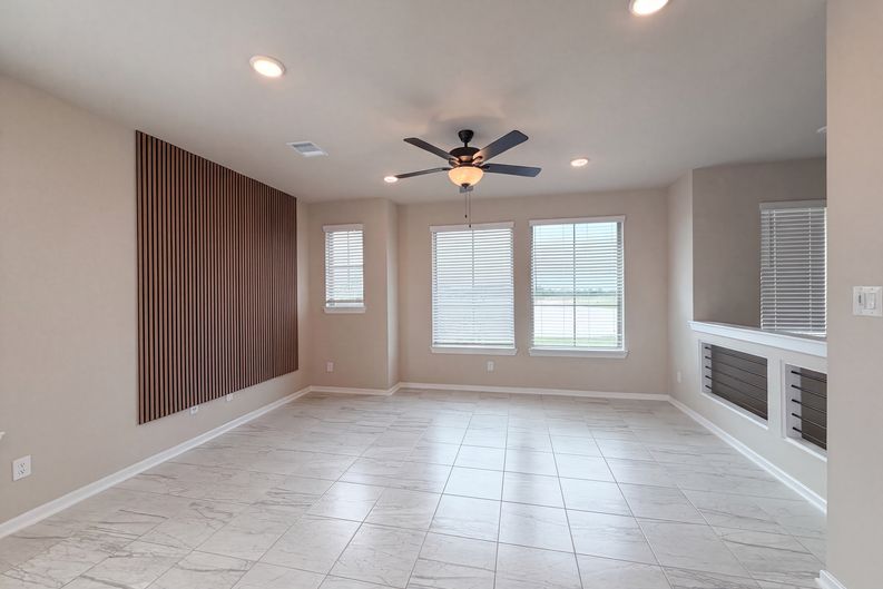 Photo 9 of 18 of 23939 Oriole Valley Trl, Katy, TX