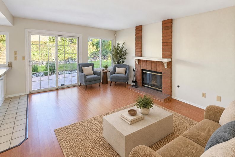 Photo 3 of 14 of 6424 N Beechwood Ave, San Bernardino, CA