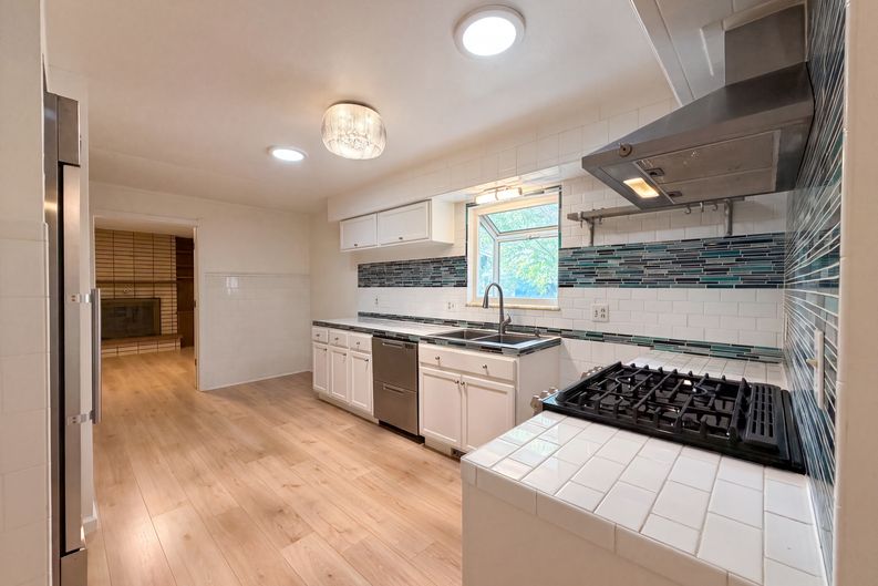 Photo 16 of 54 of 1307 Redwood Dr, Loveland, CO