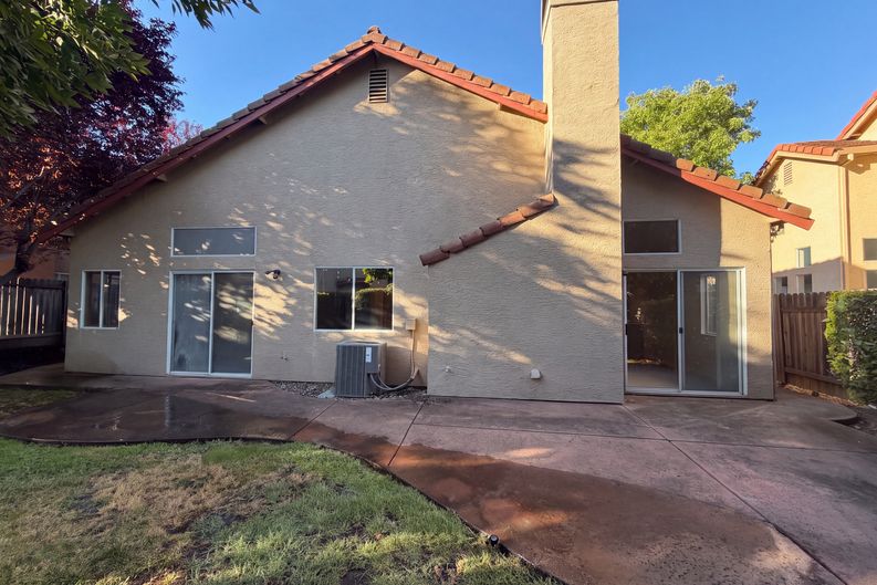 Photo 30 of 44 of 5344 Swindon Rd, Rocklin, CA