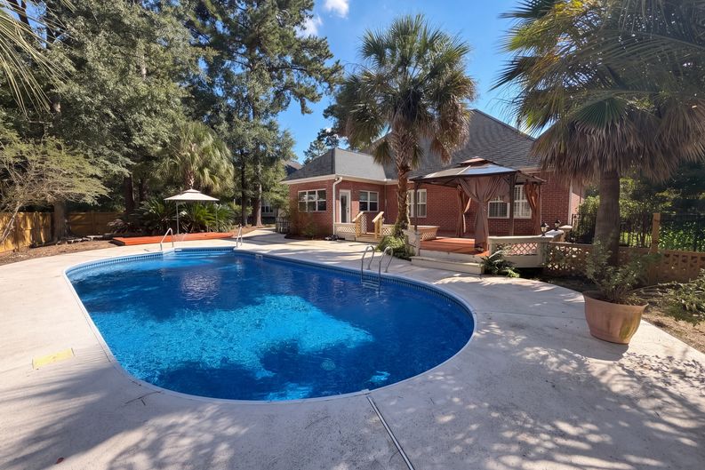 Photo 5 of 28 of 313 Glen Eagles Dr, Summerville, SC