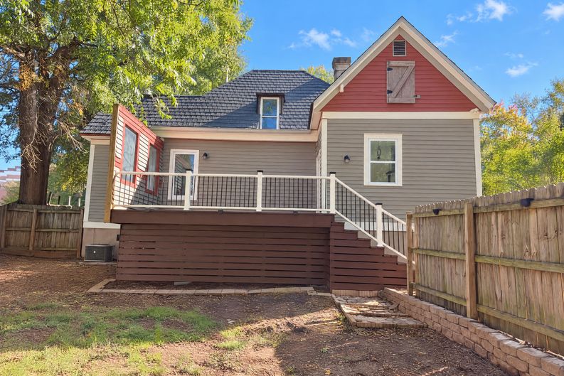 Photo 5 of 27 of 732 W Front St, Statesville, NC
