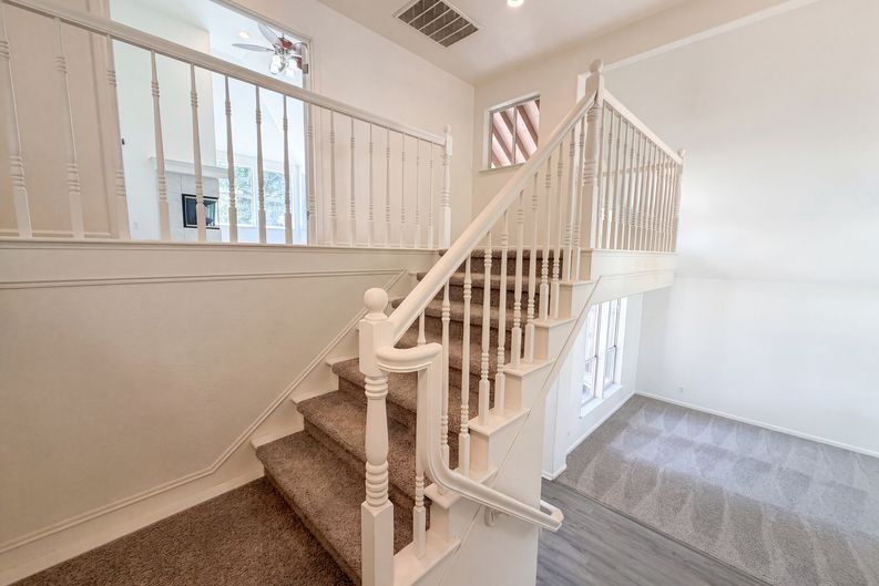 Photo 15 of 31 of 4711 Wildflower Ln, Rocklin, CA