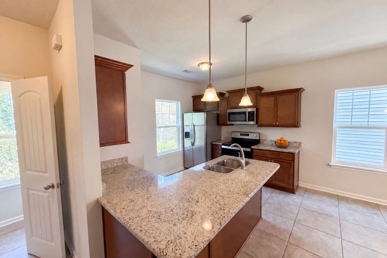 Photo 9 of 23 of 139 Ramsden Ave, La Vergne, TN