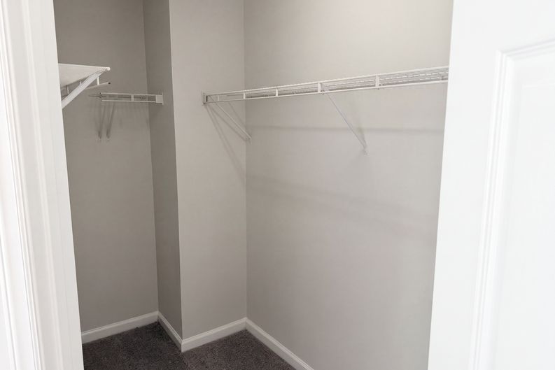 Photo 10 of 18 of 8408 Aztec Dawn Ct, Raleigh, NC