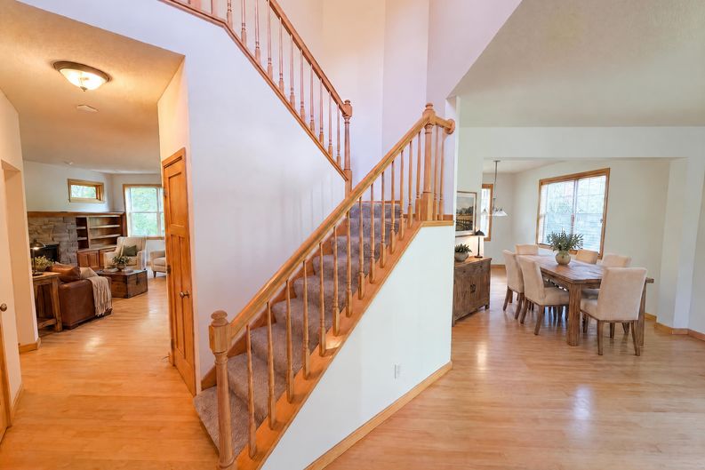 Photo 3 of 36 of 1012 Delano Ct, Stillwater, MN