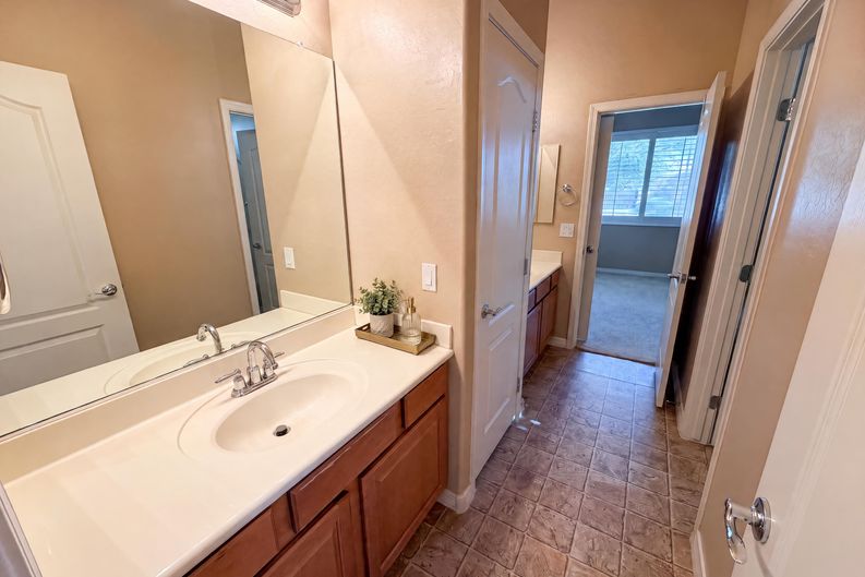 Photo 18 of 33 of 3080 E Powell Way, Gilbert, AZ