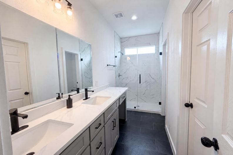 Photo 16 of 20 of 6711 Rowell Ct, Missouri City, TX