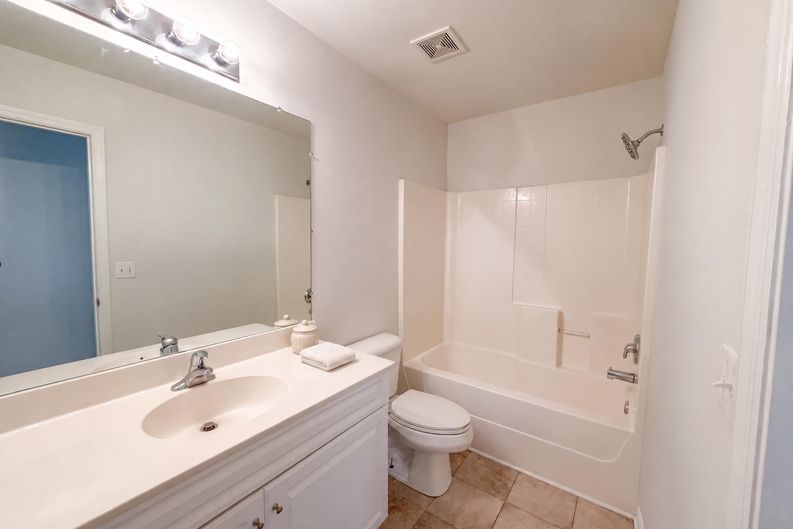 Photo 16 of 26 of 9325 Ayscough Rd, Summerville, SC