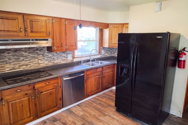 Photo 8 of 24 of 4888 Pinecrest Rd, Millport, NY