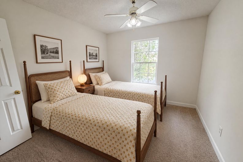 Photo 12 of 19 of 6620 Iron Brigade Ln, Charlotte, NC