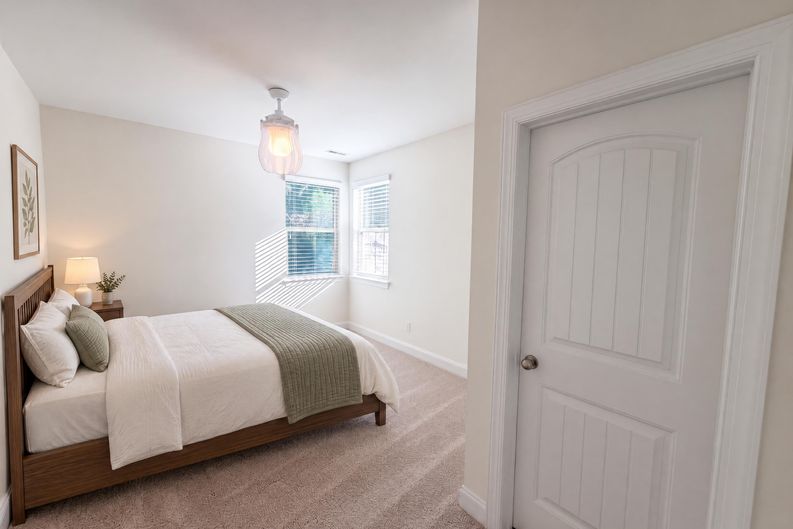 Photo 4 of 35 of 2703 Fern Willow Ct, Fuquay Varina, NC
