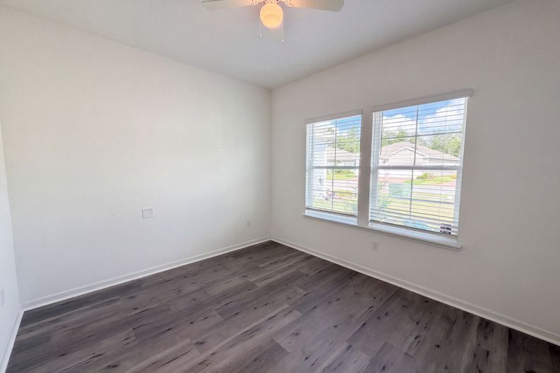 Photo 7 of 22 of 7233 Calamint Ave, Jacksonville, FL