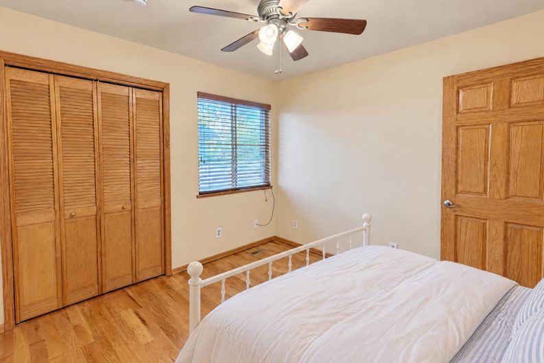 Photo 12 of 25 of 4423 S Elati St, Englewood, CO