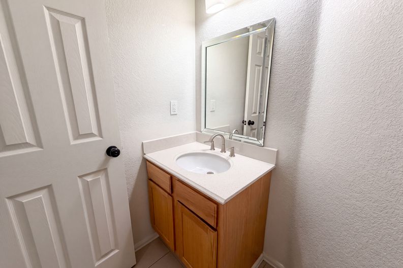 Photo 16 of 33 of 9537 Clayton Ct, Thornton, CO
