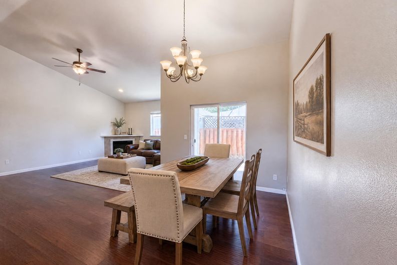 Photo 7 of 22 of 1586 NE Grandhaven St, McMinnville, OR
