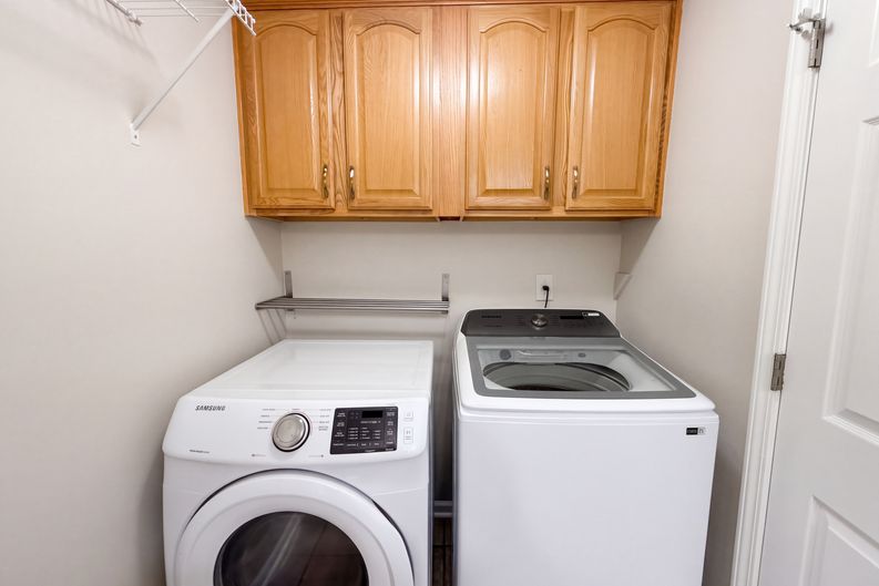 Photo 17 of 22 of 10526 Glory Meadow Ct, Charlotte, NC