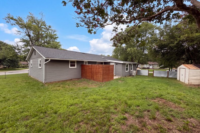 Photo 31 of 32 of 13512 Fitzhugh Ln, Woodbridge, VA