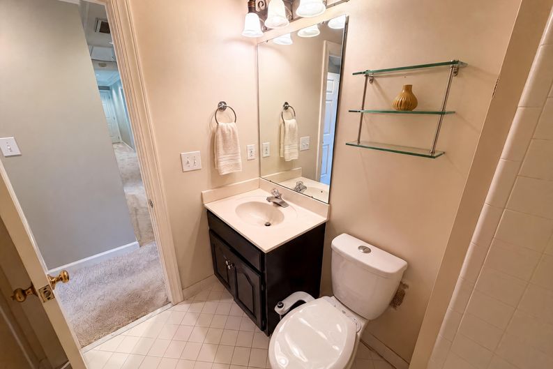 Photo 19 of 29 of 3711 Surry Ridge Ct, Charlotte, NC