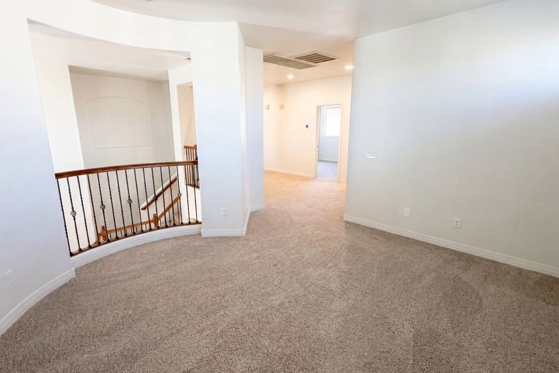 Photo 19 of 43 of 5032 W Yearling Rd, Phoenix, AZ