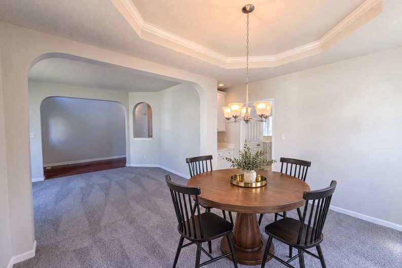 Photo 5 of 20 of 1701 Carnation Dr, Durham, NC