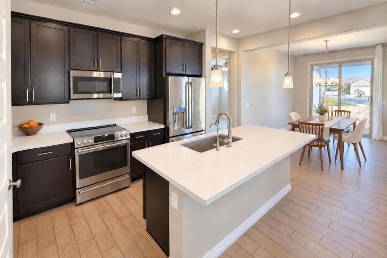 Photo 5 of 21 of 16722 S 181st Dr, Goodyear, AZ