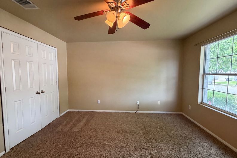 Photo 9 of 19 of 5313 Southern Crossing Dr, Temple, TX