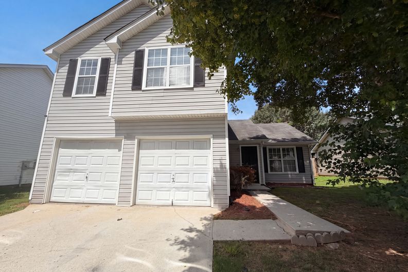 Photo 22 of 26 of 3045 Stonebridge Creek Dr, Lithonia, GA