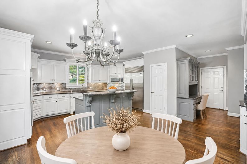 Photo 17 of 67 of 700 Leeds Garden Ter, Alpharetta, GA