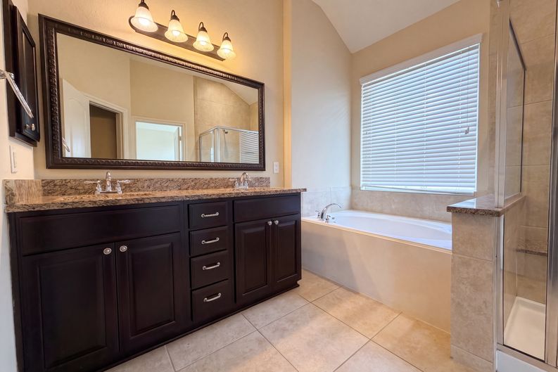 Photo 13 of 19 of 12147 San Luca St, Richmond, TX