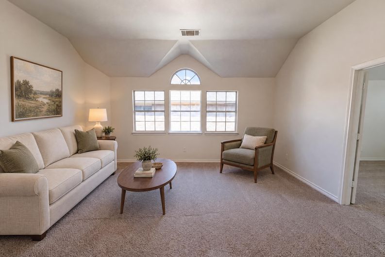 Photo 15 of 29 of 1803 High Meadow St, Glenn Heights, TX