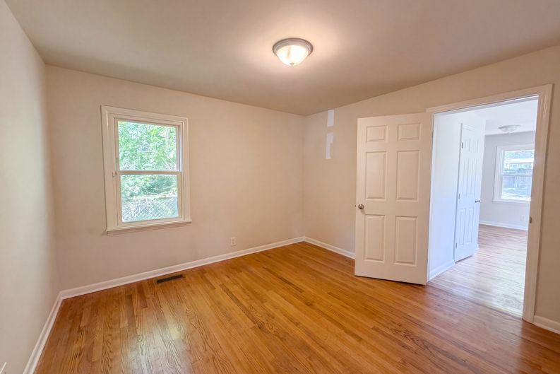 Photo 13 of 21 of 506 Mason Ct, Murfreesboro, TN