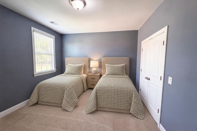 Photo 31 of 37 of 205 N Centurion Ln, Mount Holly, NC