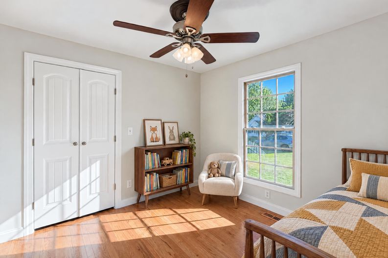 Photo 10 of 15 of 4513 Pintail Ct, Raleigh, NC