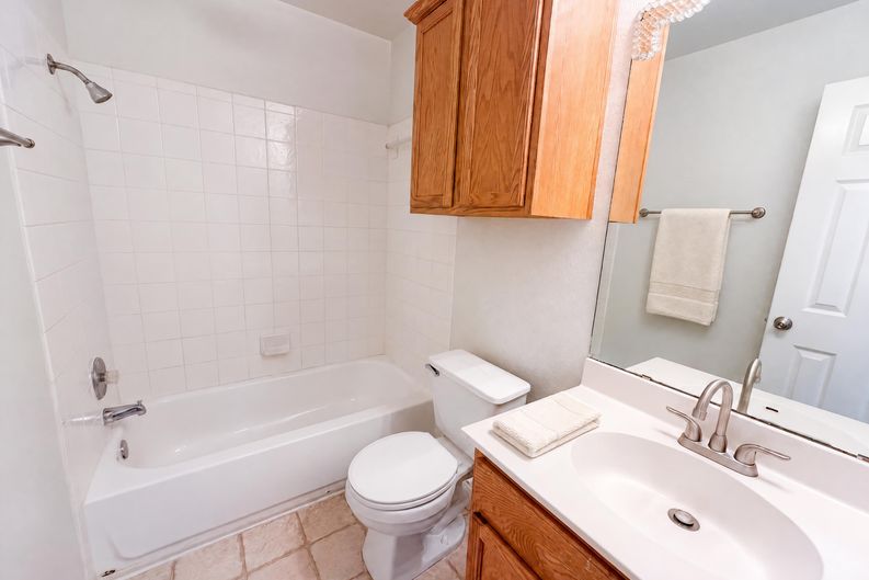 Photo 10 of 17 of 1107 Burgess Dr, Leander, TX