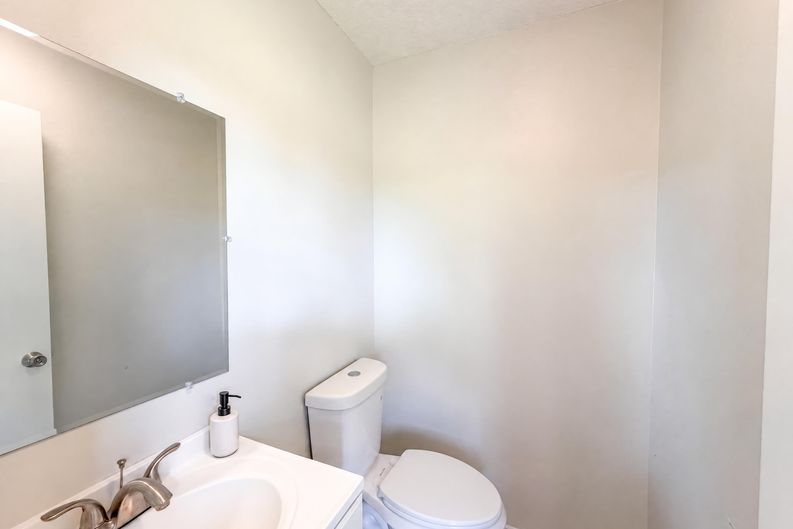 Photo 15 of 24 of 1262 Padgett Cir, Lady Lake, FL