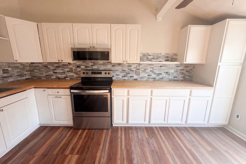 Photo 6 of 24 of 6567 Arborg Ct, Dublin, OH