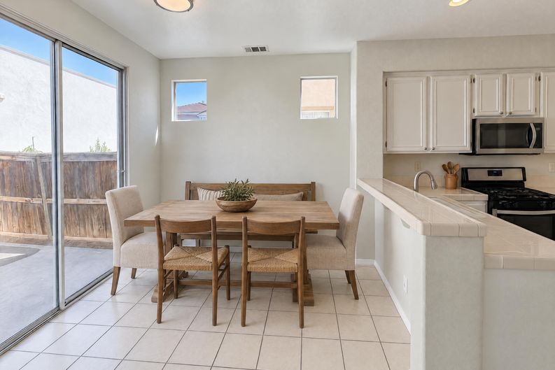 Photo 4 of 24 of 6814 Corybus St, Chino, CA