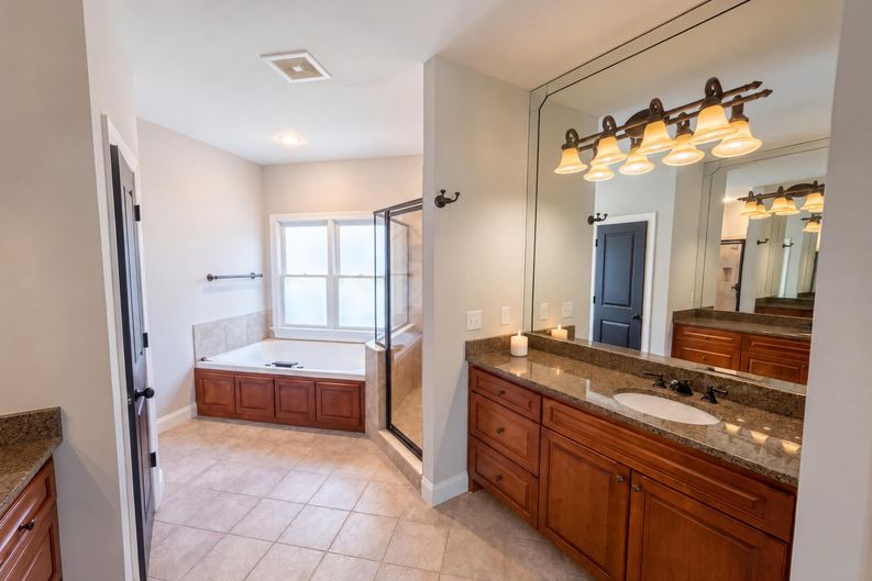 Photo 9 of 23 of 1119 Ridenour Ct NW, Kennesaw, GA