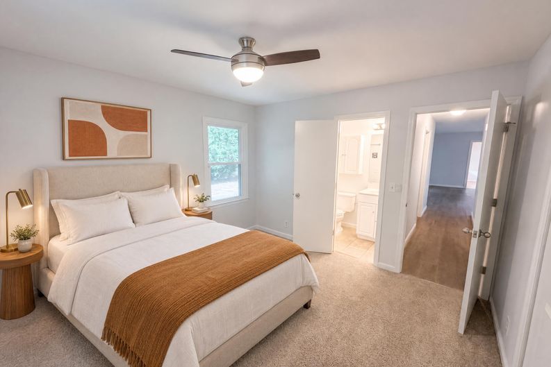 Photo 4 of 14 of 6908 Laurdane Rd, Raleigh, NC