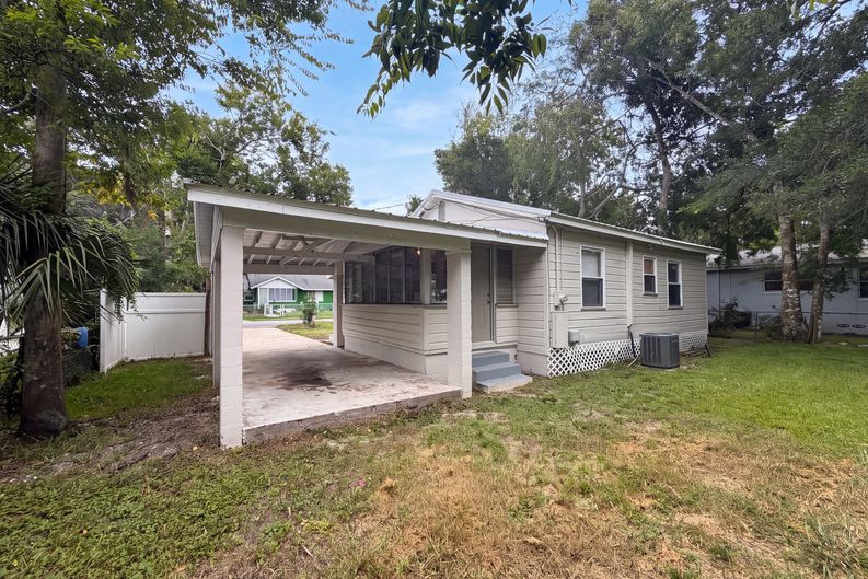 Photo 19 of 20 of 706 Flanders Ave, Daytona Beach, FL